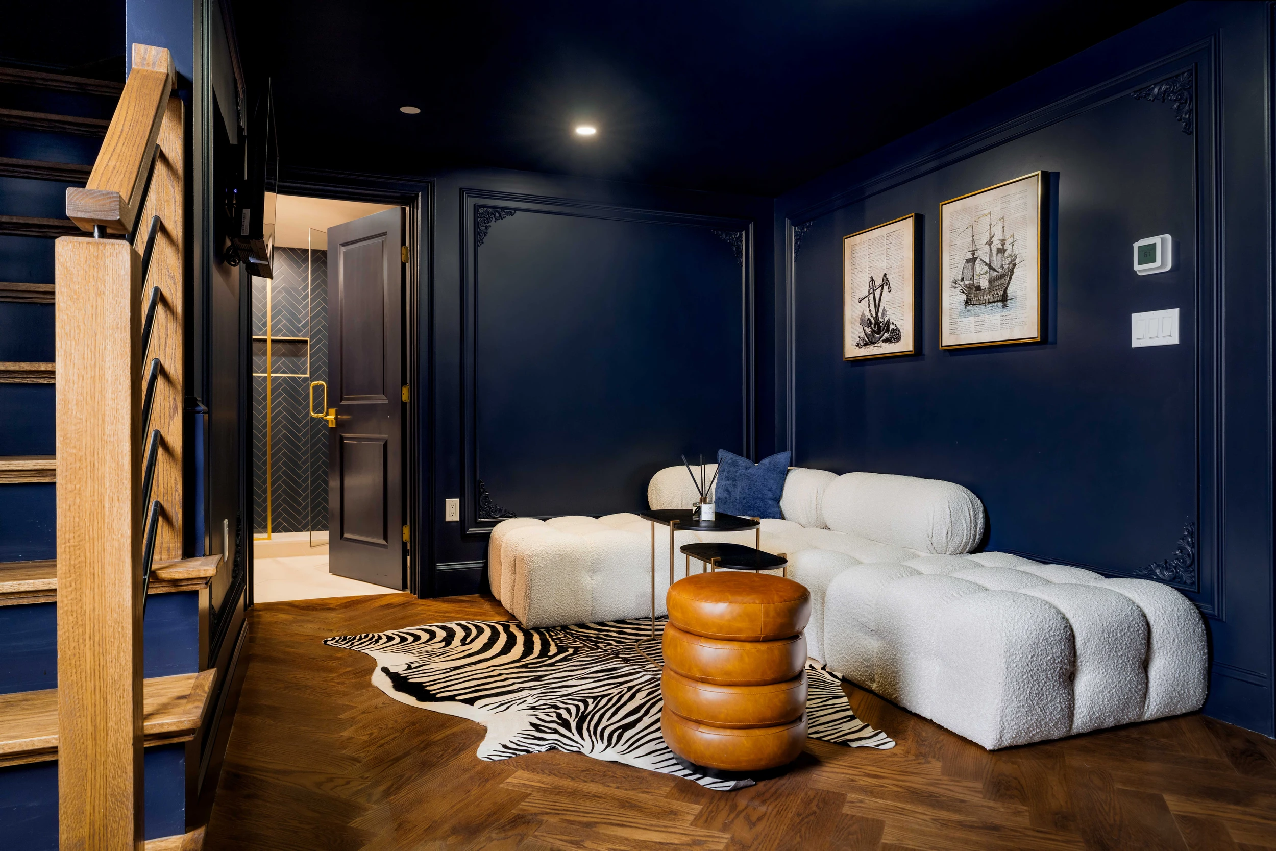 Highliner Room 11 Seating Area