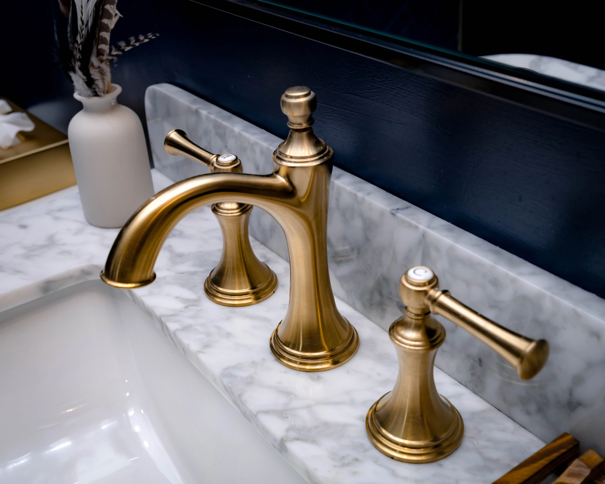 Bathroom Gold Faucet